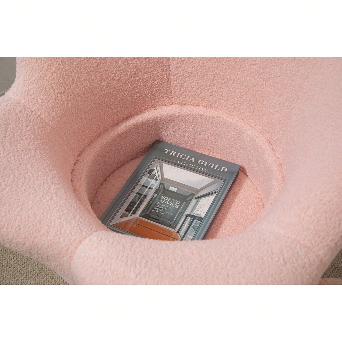 360-Degree Spinning Armchair For Ultimate Comfort And Leisure With Sturdy Base And Smooth Rotation
