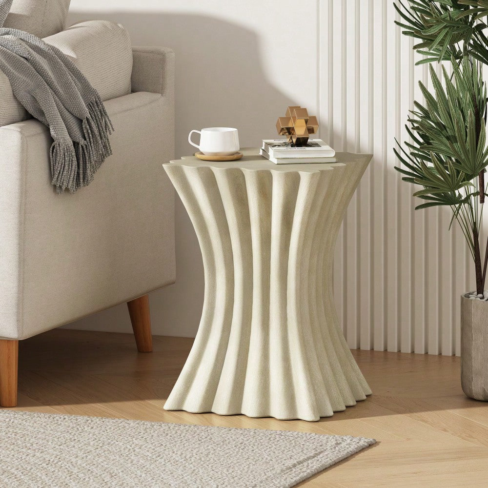 Archaistic Wavy Side Table For Modern Living Spaces