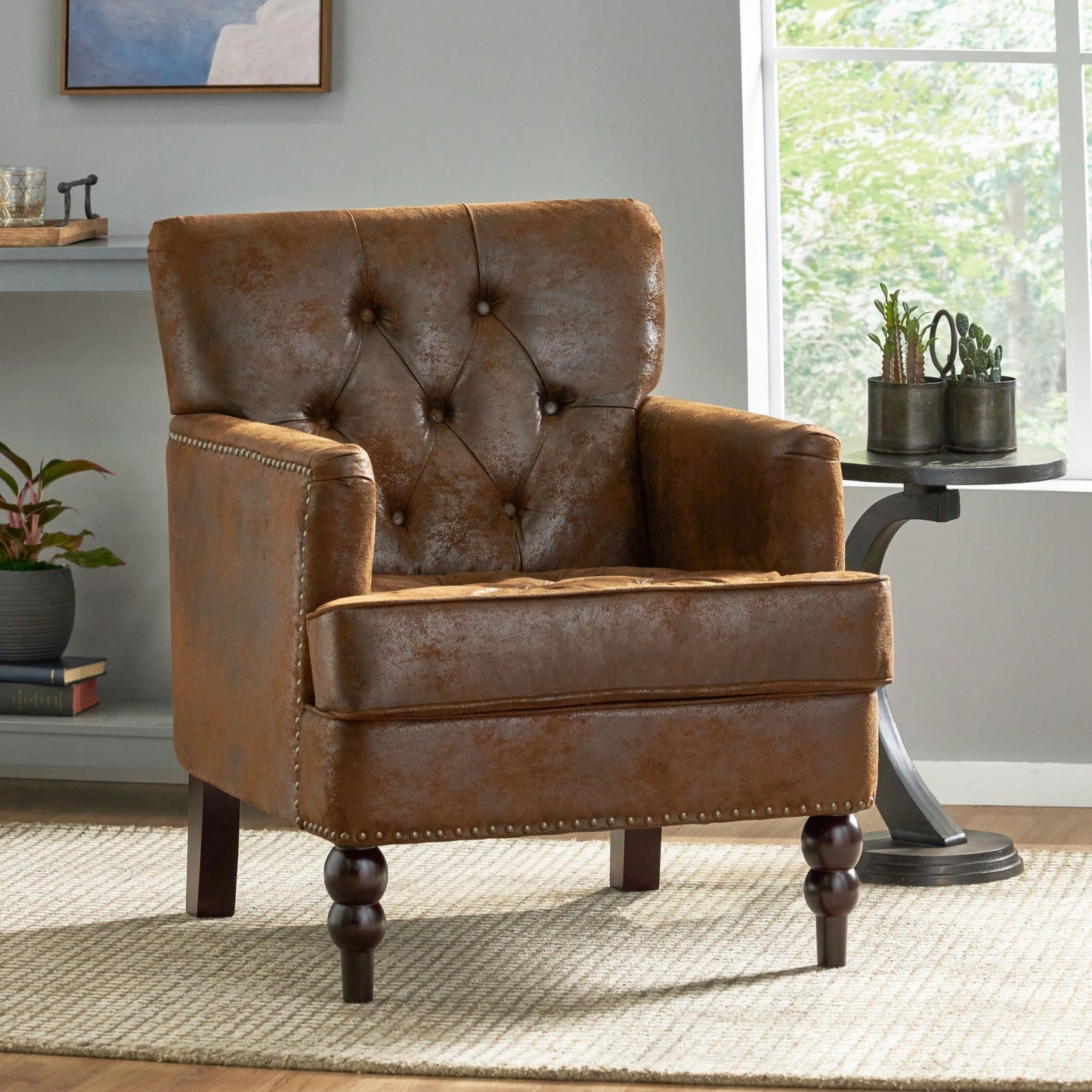 Elegant Tufted Club Chair For Living Room And Office Seating