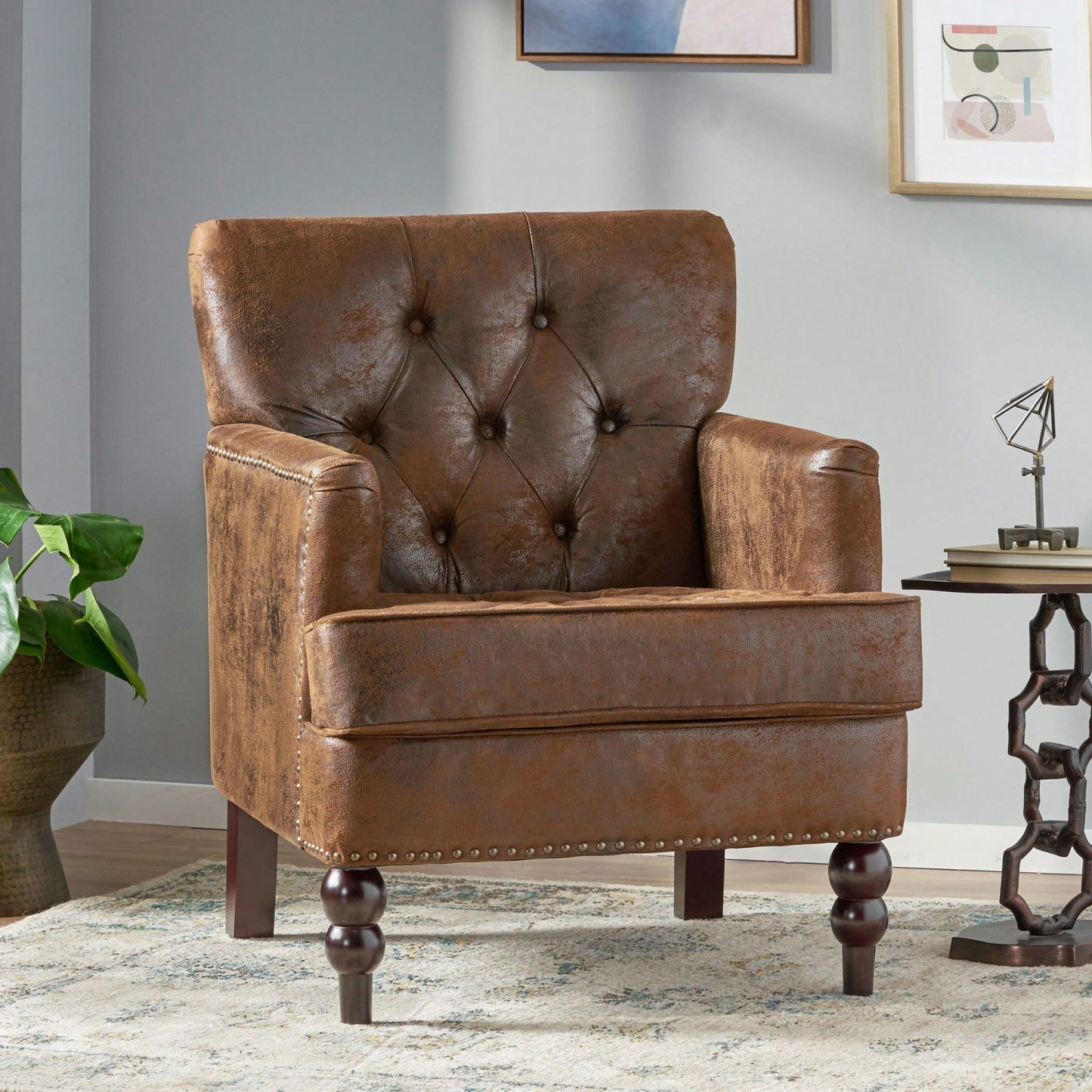 Elegant Tufted Club Chair For Living Room And Office Seating
