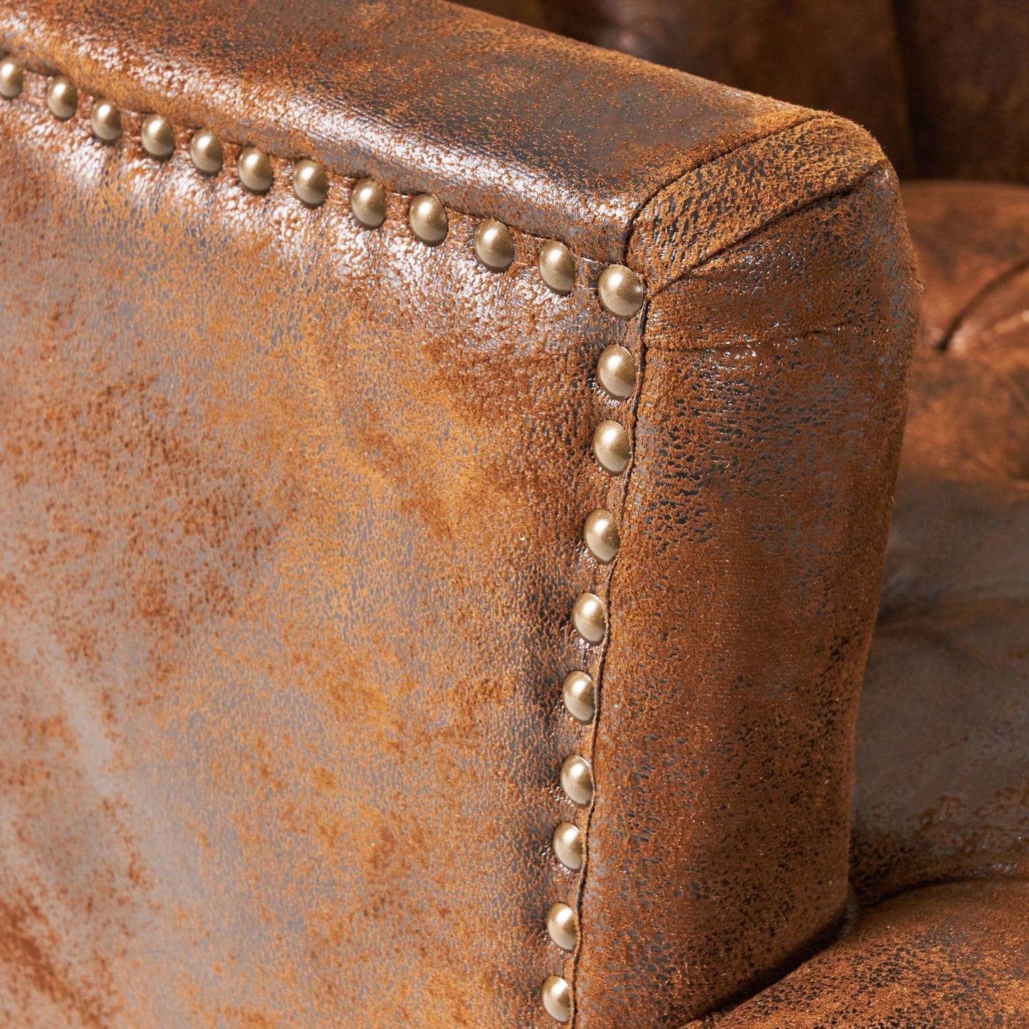 Elegant Tufted Club Chair For Living Room And Office Seating