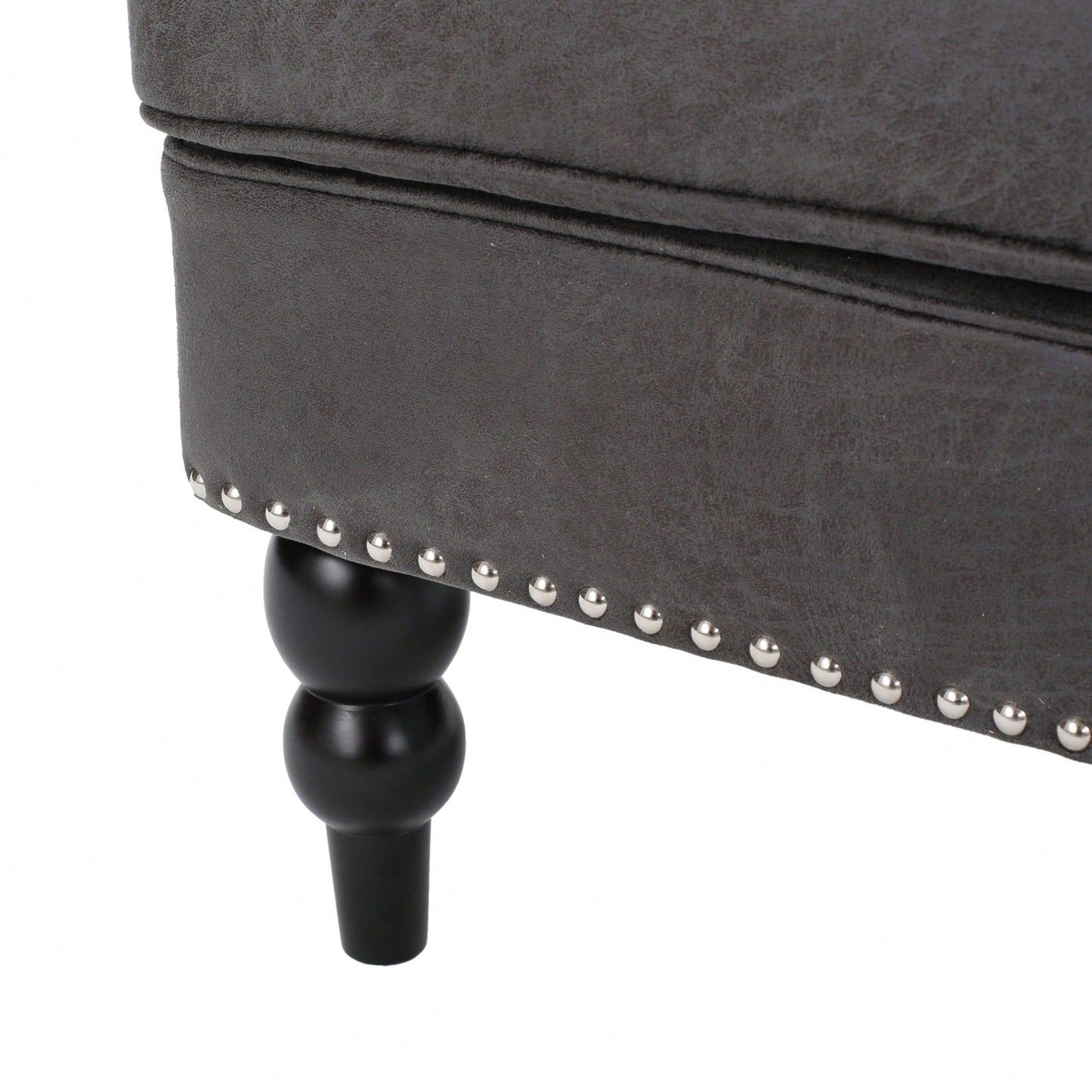 Elegant Tufted Club Chair For Living Room And Office Seating