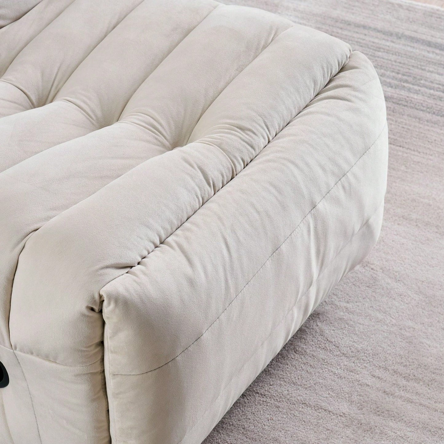 Modern Rotatable Lounge Chair With Side Pocket For Small Spaces - Upholstered Reading Chair For Leisure And Comfort