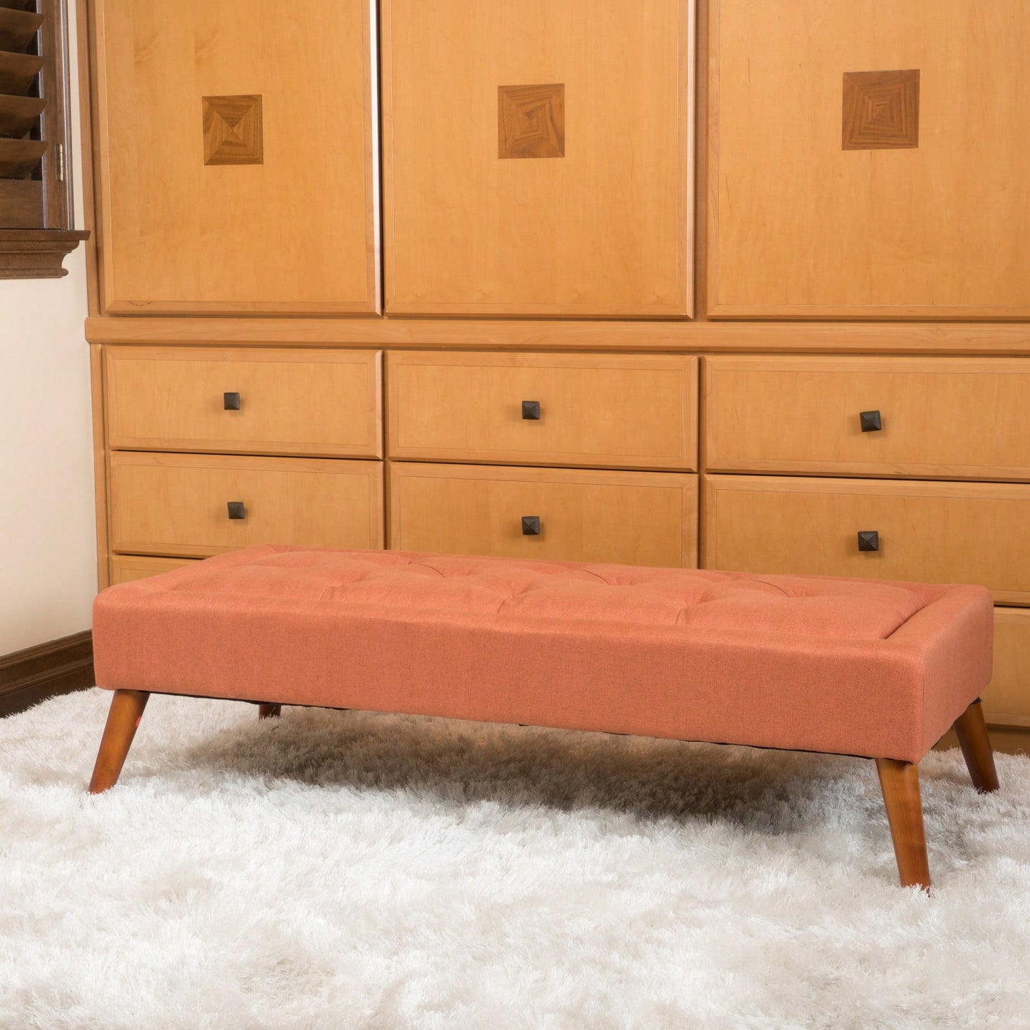 Elegant Tufted Top Ottoman For Stylish Home Decor And Versatile Seating