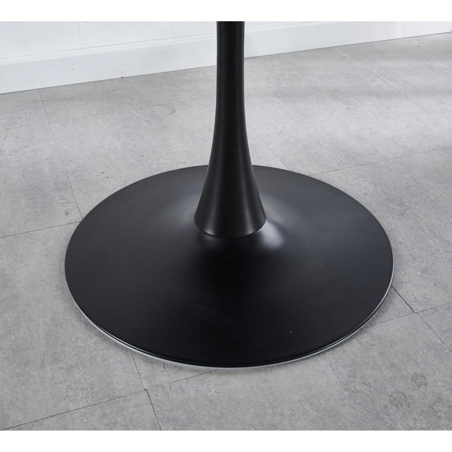 Mid-Century Modern Round Dining Table For 2-4 People, Stylish MDF Top Pedestal Table, Versatile End And Coffee Table
