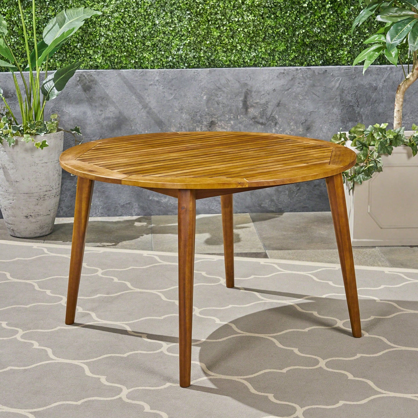 Acacia Elegance The STAMFORD 47 Dining Table