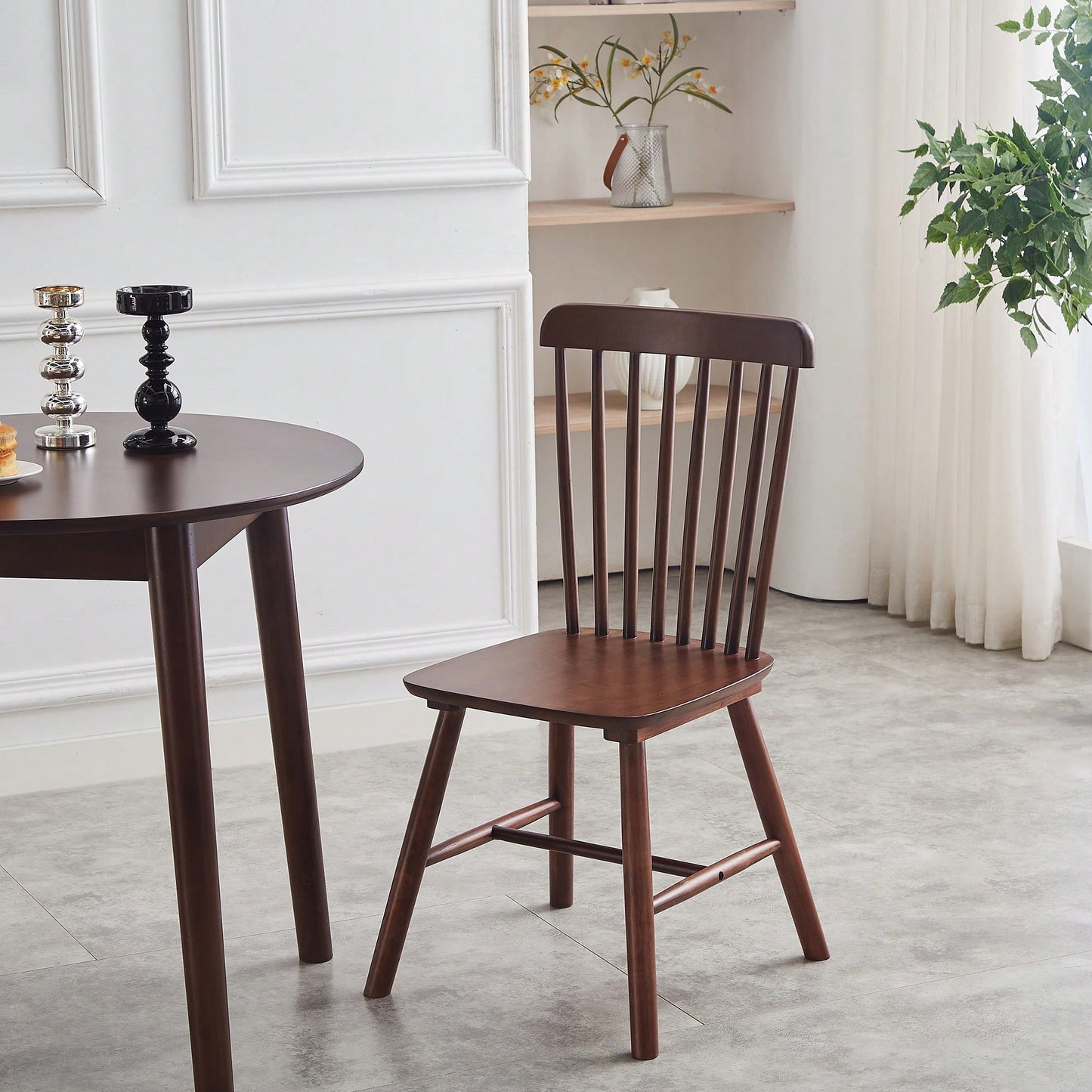 Solid Wood Black Round Table For 2-4 People 31.5 Inch Diameter