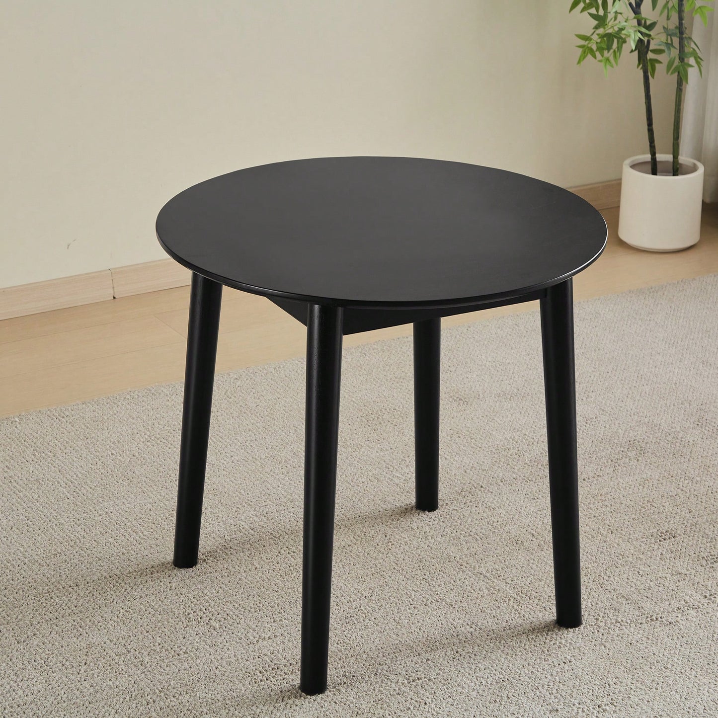 Solid Wood Black Round Table For 2-4 People 31.5 Inch Diameter