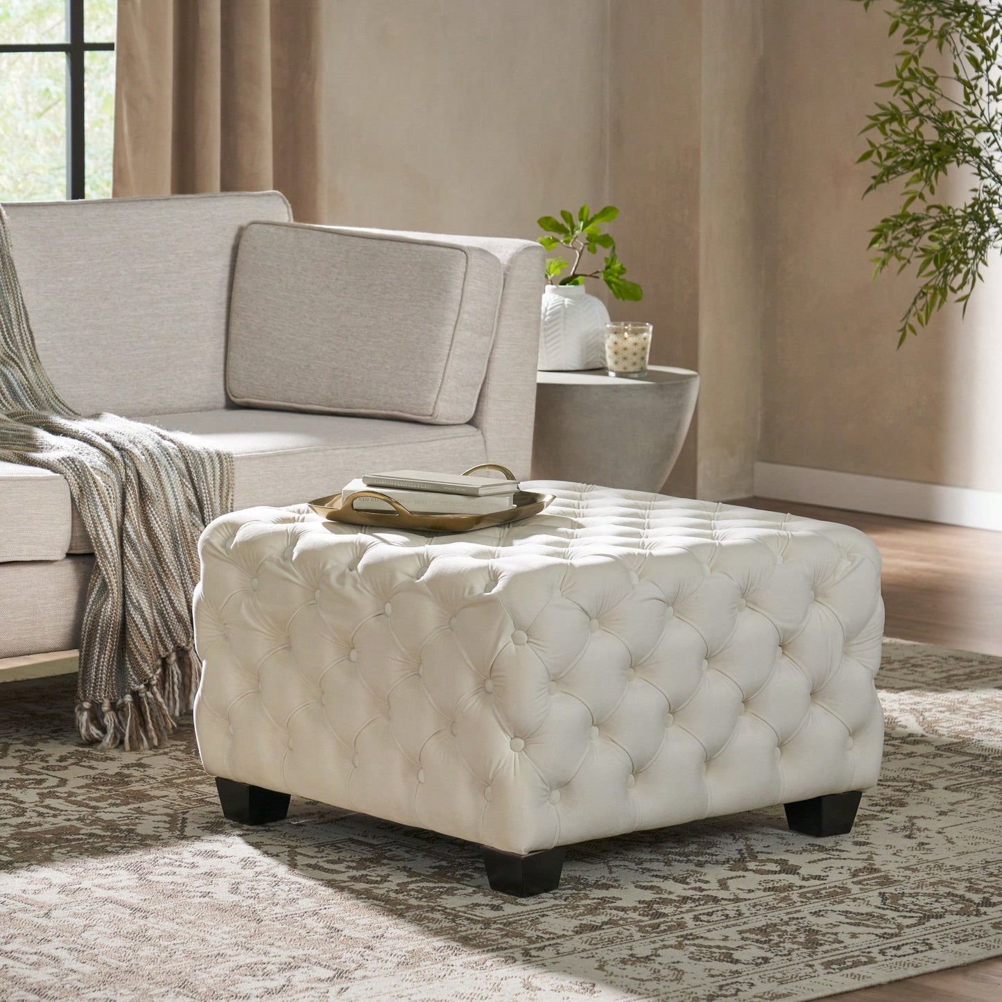 Elegant Ottoman For Living Room Or Bedroom With Plush Upholstery And Sturdy Design