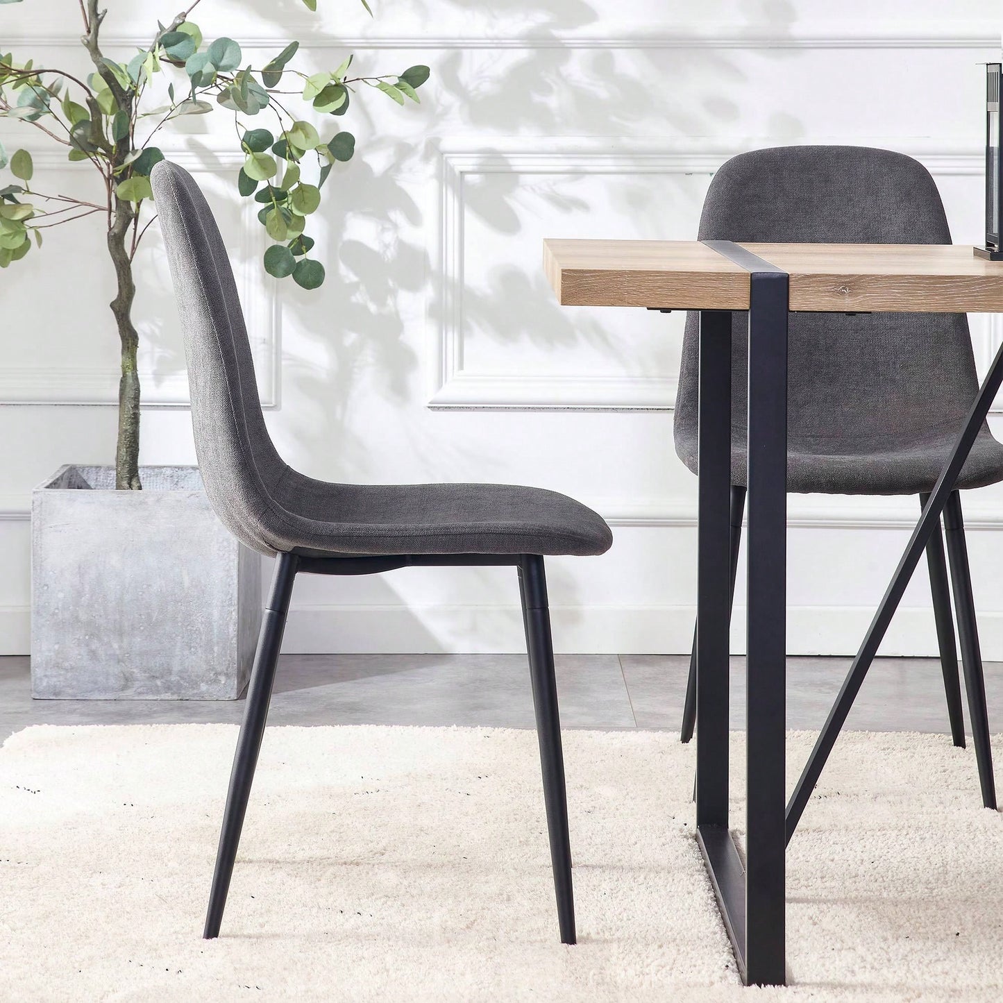 Set Of 4 Modern Mid-Century Upholstered Dining Chairs With Soft Linen Fabric And Black Metal Legs