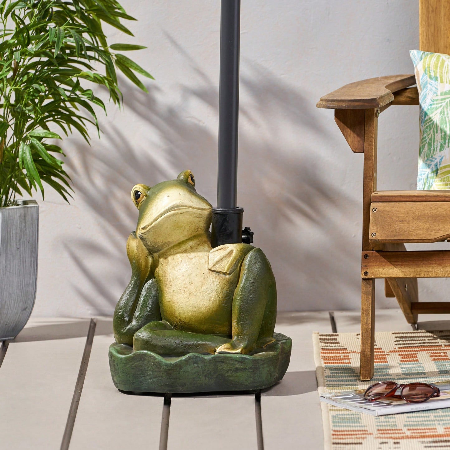 Heavy-Duty Outdoor Umbrella Base For Stability And Support In All Weather Conditions