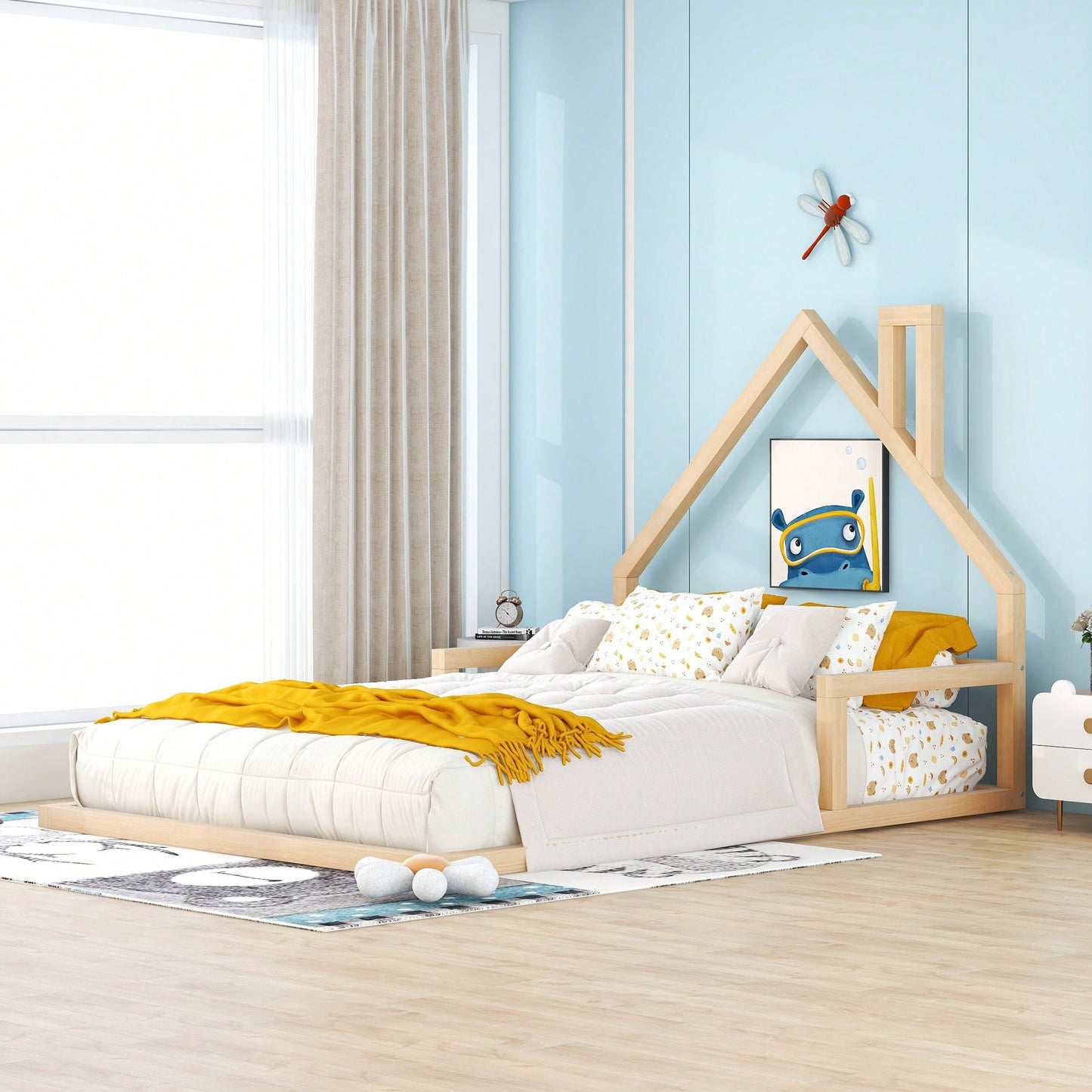 House-Shaped Headboard Full Size Wooden Bed In White Finish