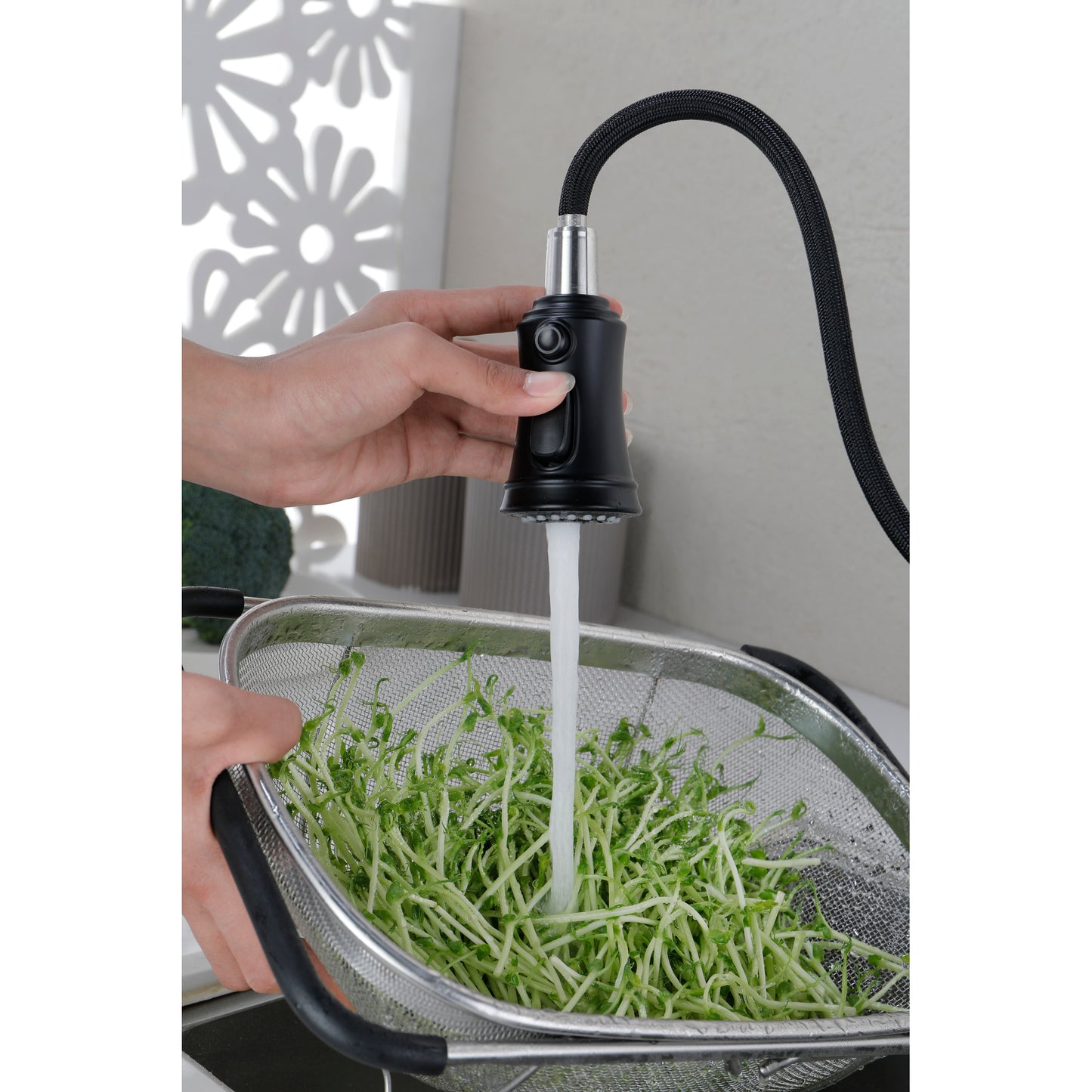 Single Handle High Arc Brushed Nickel Kitchen Faucet with Pull Down Sprayer - Stainless Steel Single Level Sink Faucet