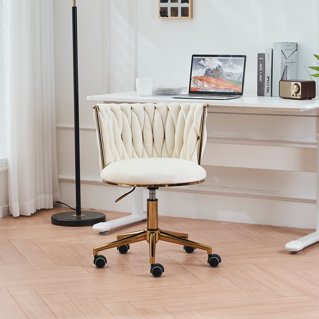 Finding Comfort and Style: The Perfect Home Office Desk Chair with Adjustable Swivel Wheels