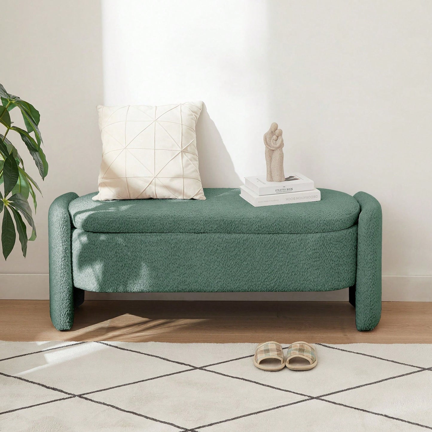 Oval Storage Bench 3D Lamb Fleece Fabric Bench With Large Storage Space For The Living Room, Entryway And Bedroom