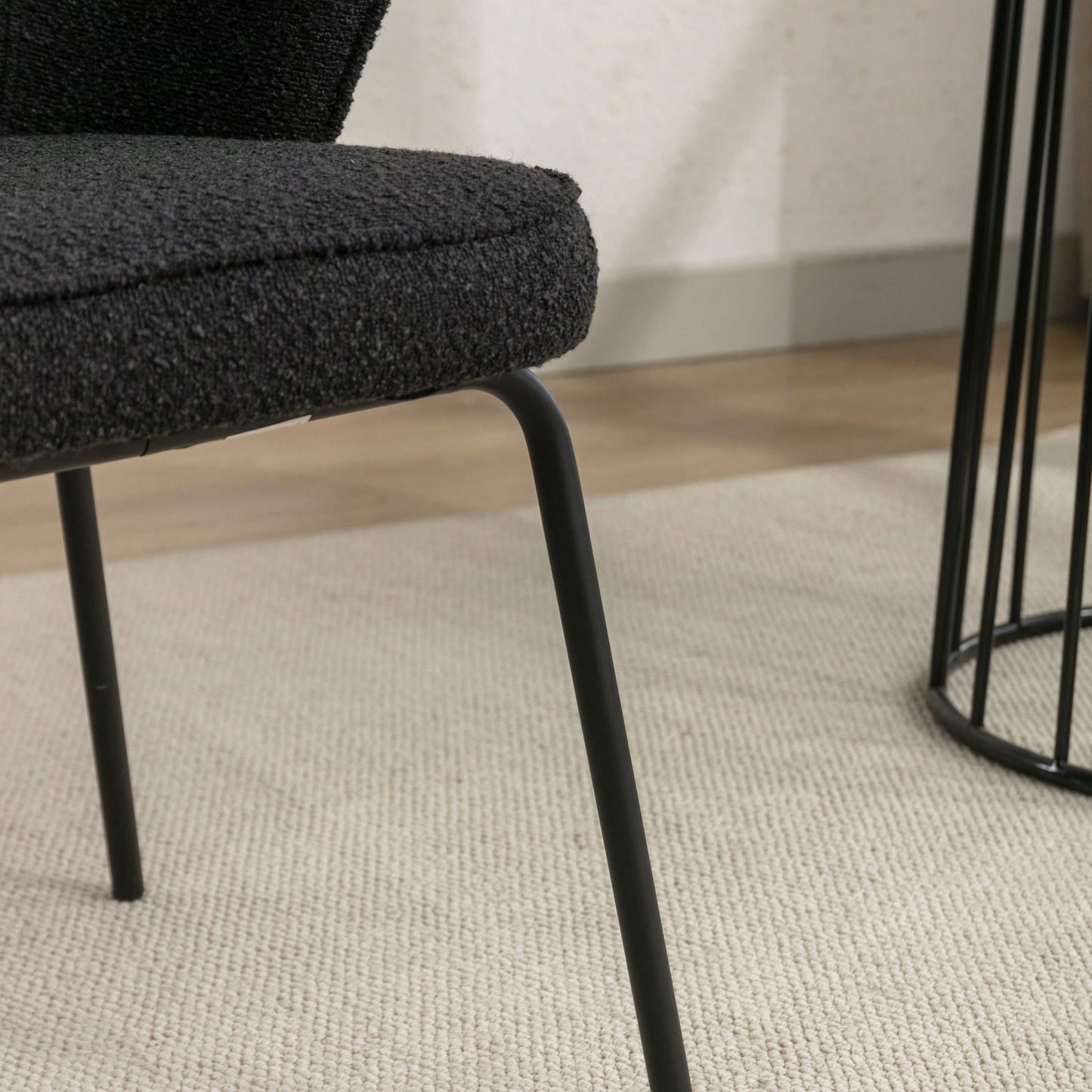 Set Of 1 Boucle Fabric Dining Chair With Black Metal Legs