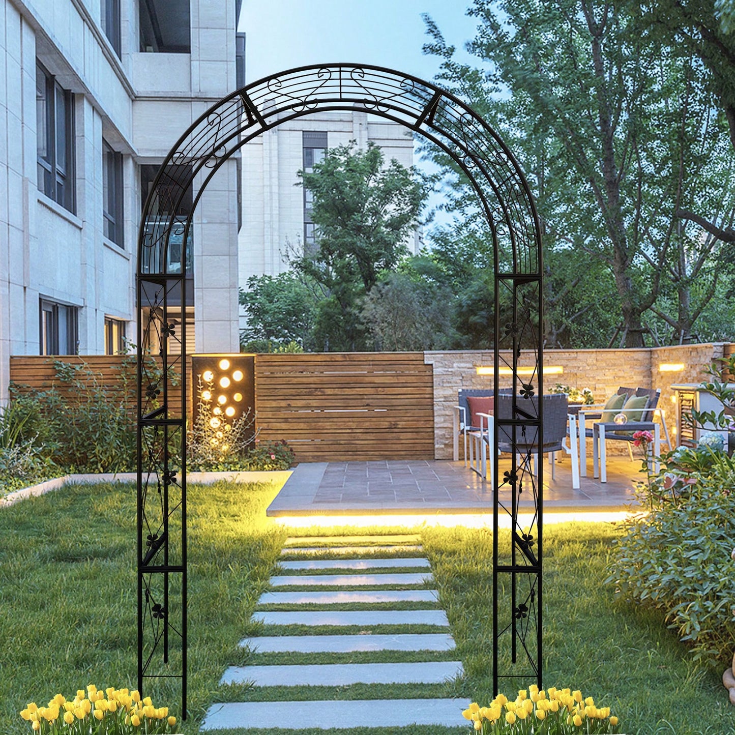Elegant Garden Arch For Decorating And Supporting Climbing Plants