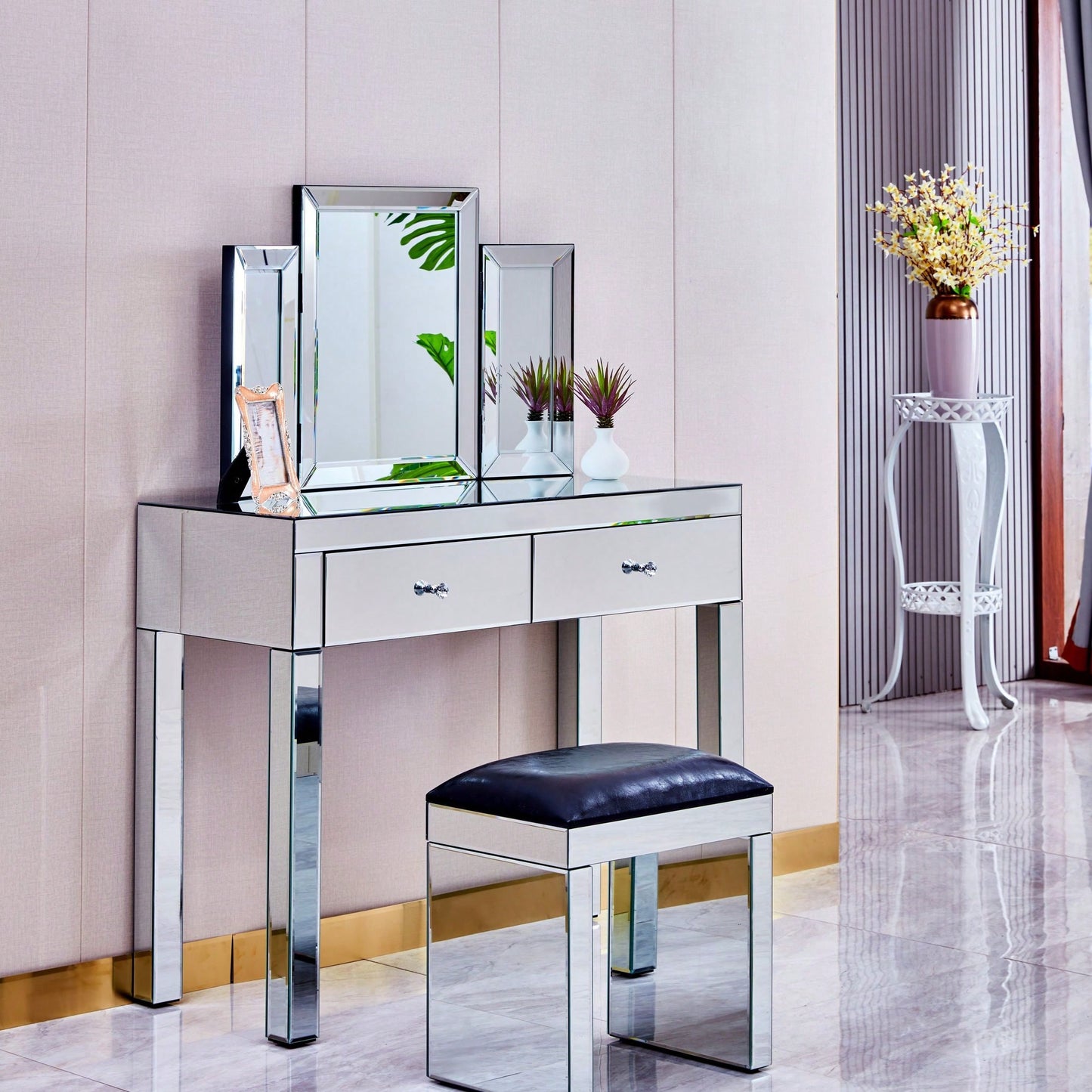 Mountain Shaped Folding Vanity Mirror Widely Used In Homes And Offices