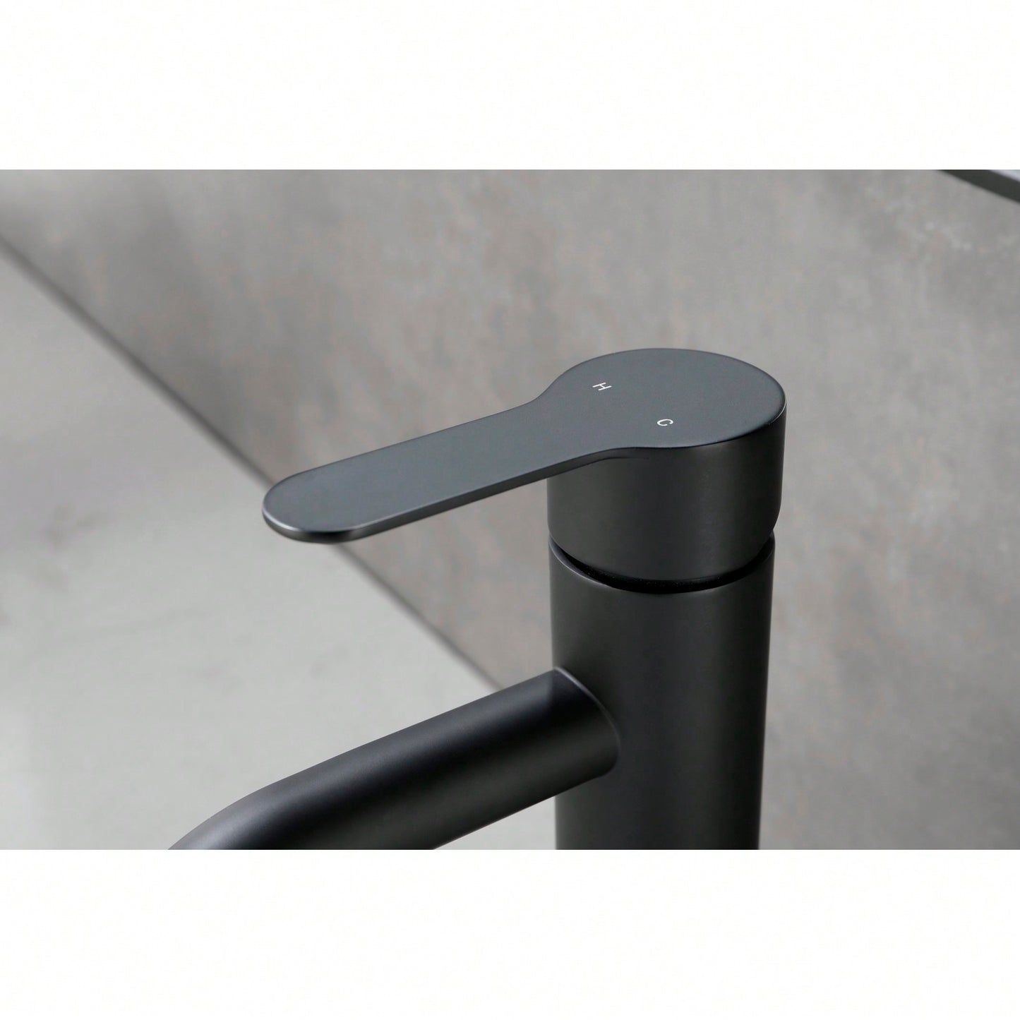 Modern Bathroom Sink Faucet Single Handle Vanity Faucet For RV, Deck Mount 1 Hole Or 3 Holes Installation - Sleek And Functional Design