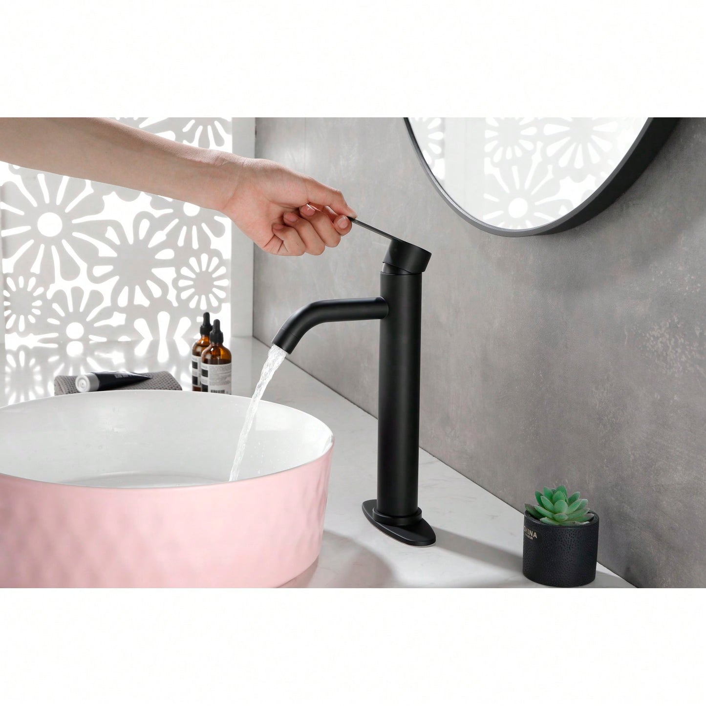 Modern Bathroom Sink Faucet Single Handle Vanity Faucet For RV, Deck Mount 1 Hole Or 3 Holes Installation - Sleek And Functional Design