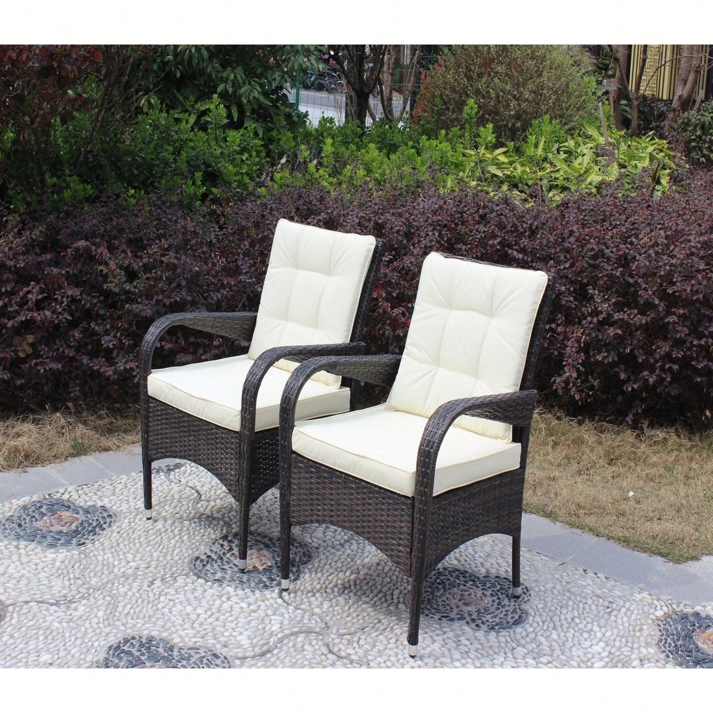 2-Piece Outdoor Dining Chairs With Beige Cushions For Patio Furniture