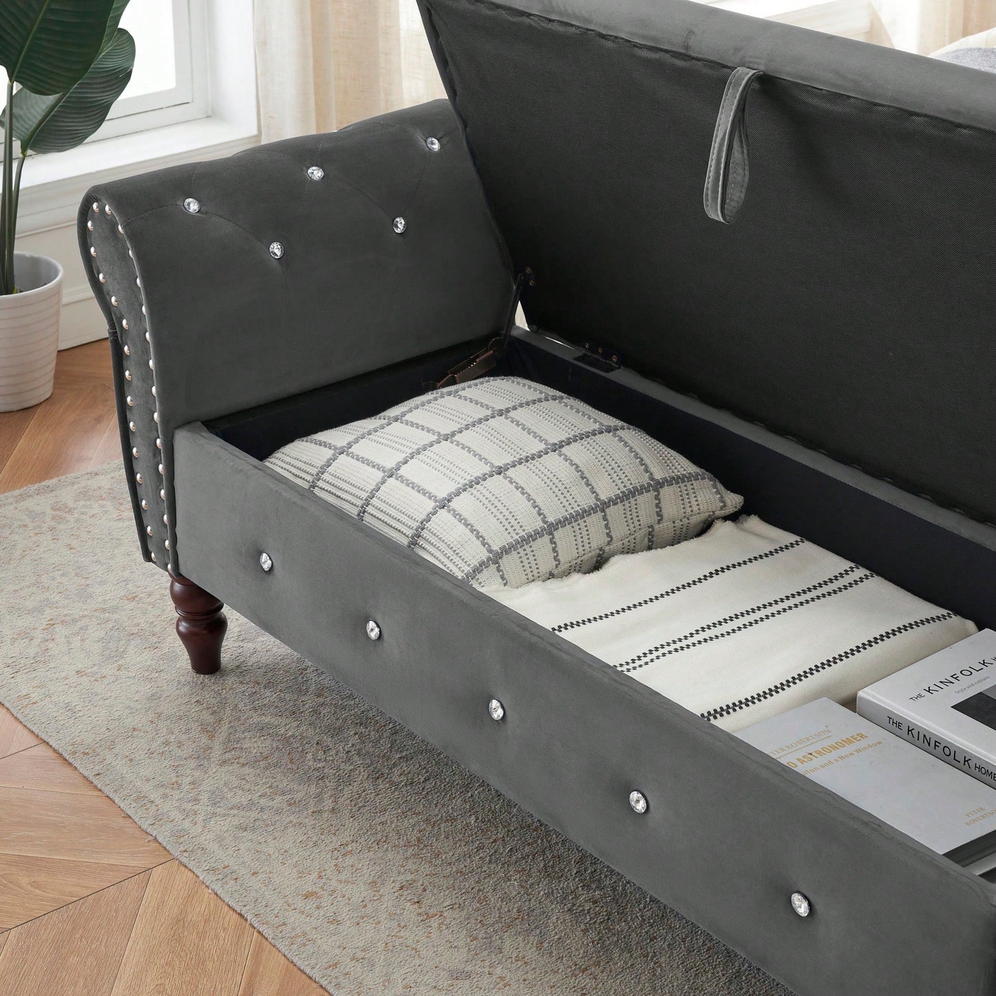 Velvet Multifunctional Storage Ottoman Bench With Crystal Buckle And Solid Wood Legs, Beige, Perfect For Living Room, Bedroom, And Hallway