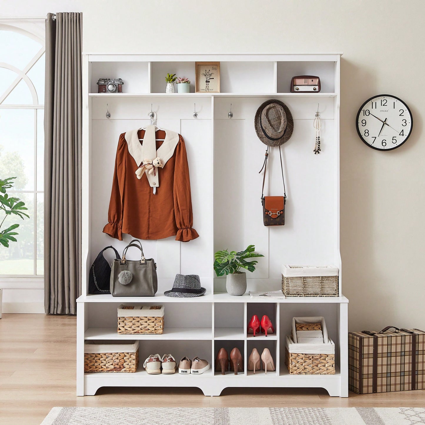 Functional Hall Tree With Bench And Hooks – Stylish Entryway Storage Solution