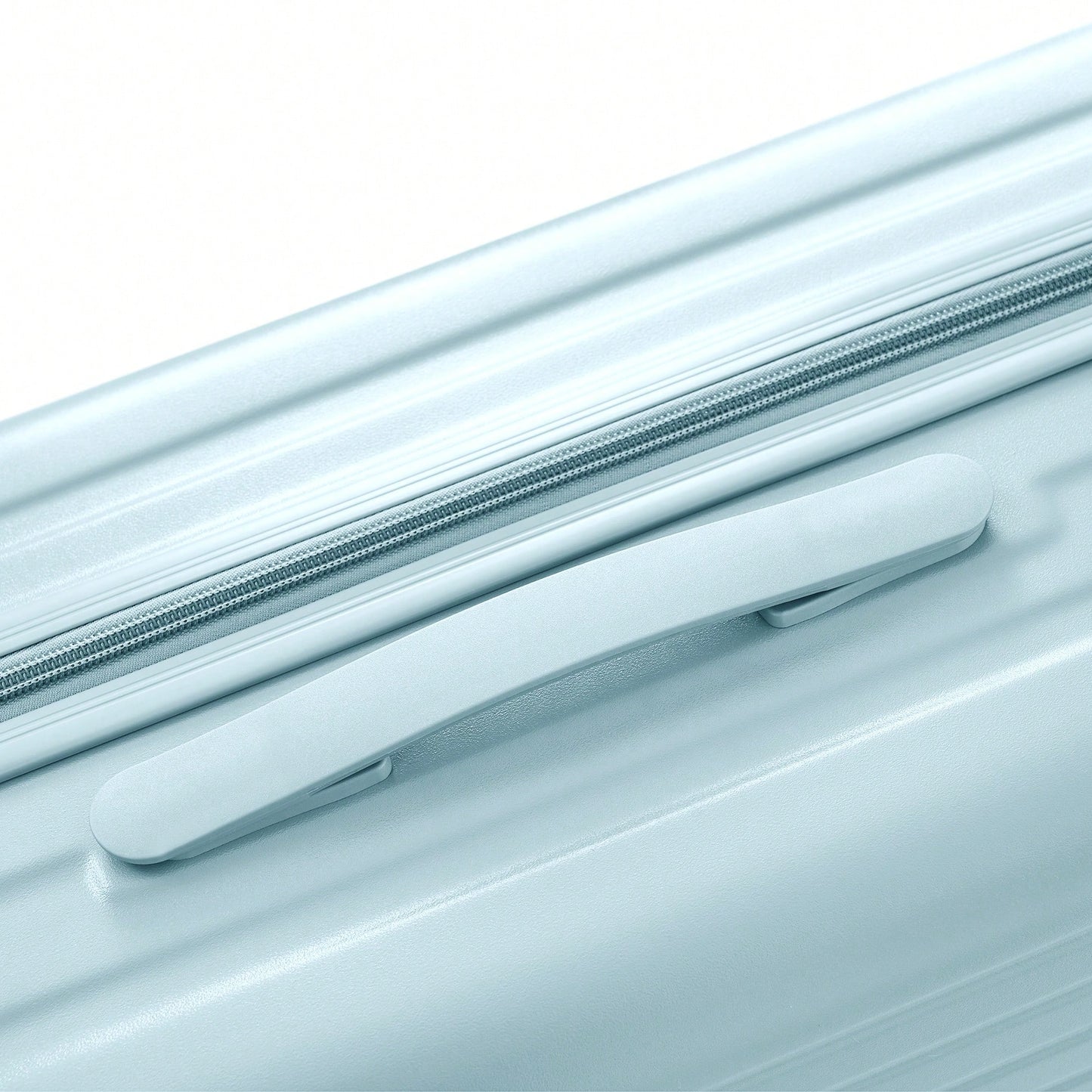 Light Blue 3-Piece Luggage Set with USB Port Airline Approved Carry-On Spinner Wheels 20 24 28 Inch Hard Shell