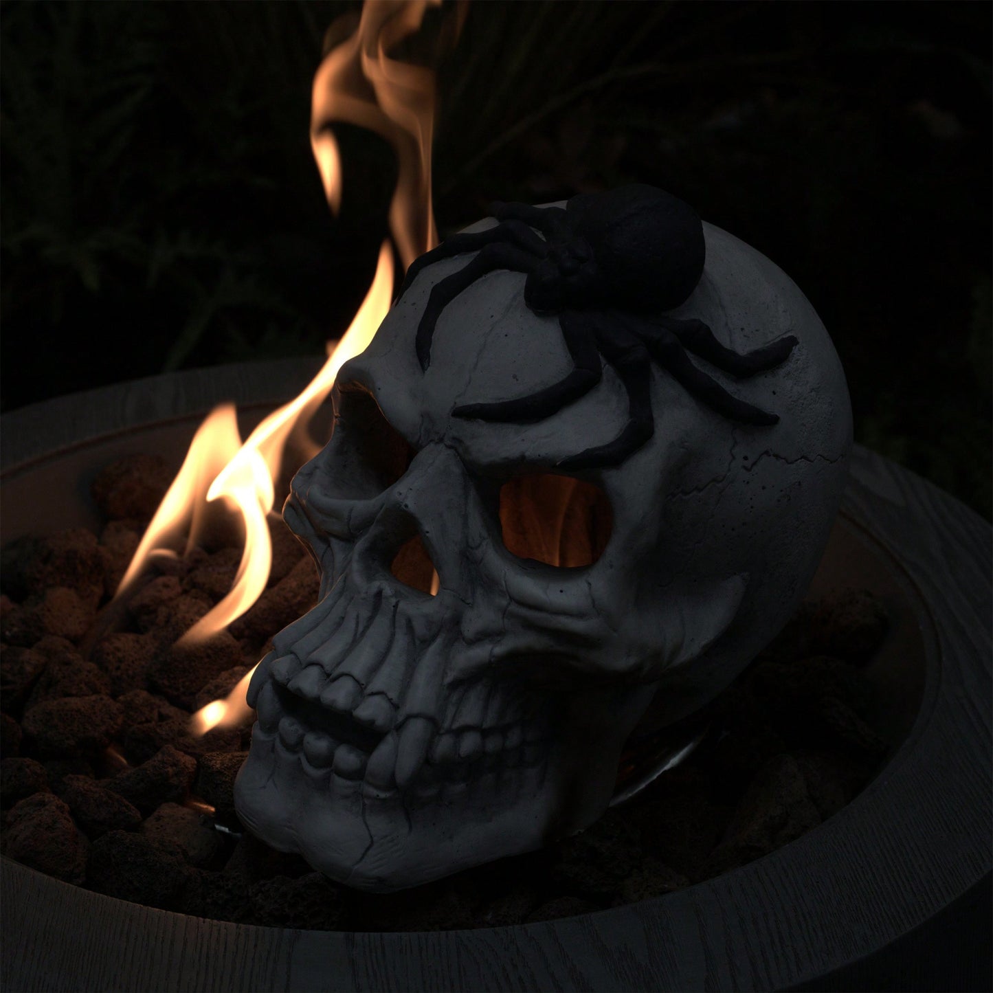 Spooky Demon Skull Decoration For Outdoor Fireplaces And Fire Pits - Perfect For Halloween Ambiance