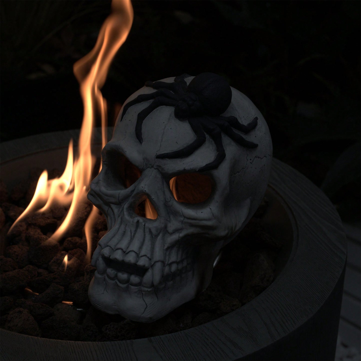 Spooky Demon Skull Decoration For Outdoor Fireplaces And Fire Pits - Perfect For Halloween Ambiance