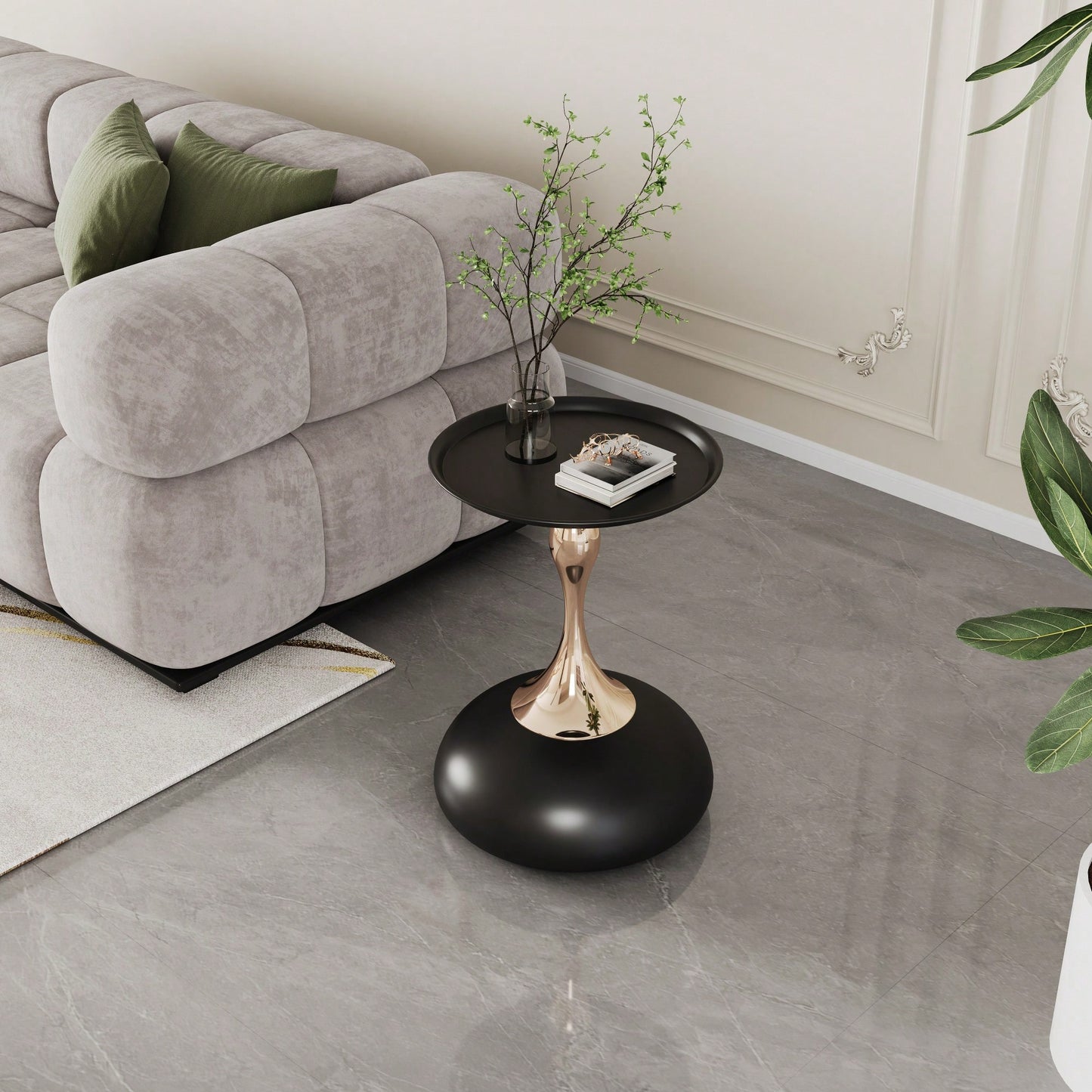 Elegant Minimalist Round Iron End Table For Luxury Home Decor - Perfect For Small Spaces