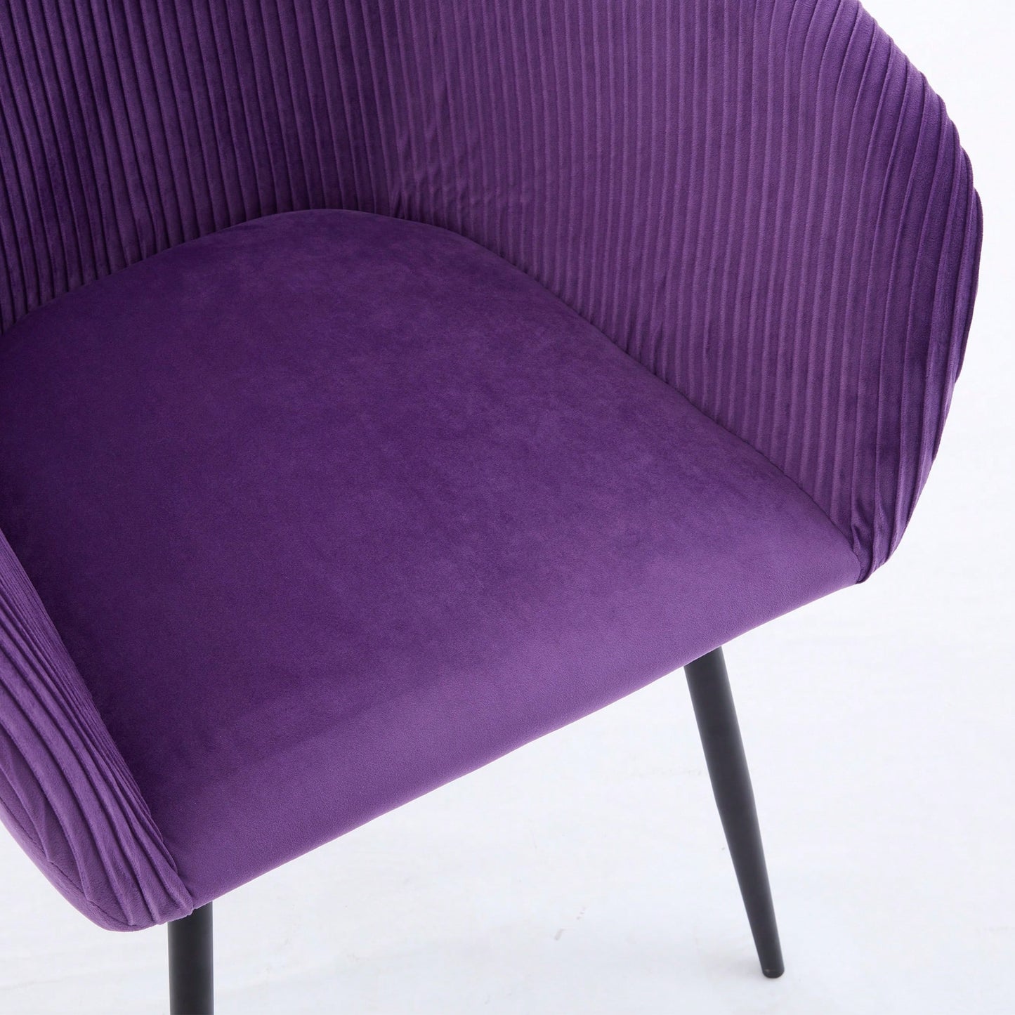 Elegant Purple Velvet Dining Chair With Armrests - Modern Cushioned Bucket Style, Ideal For Kitchen Or Dressing Table, Wheel-Less Design