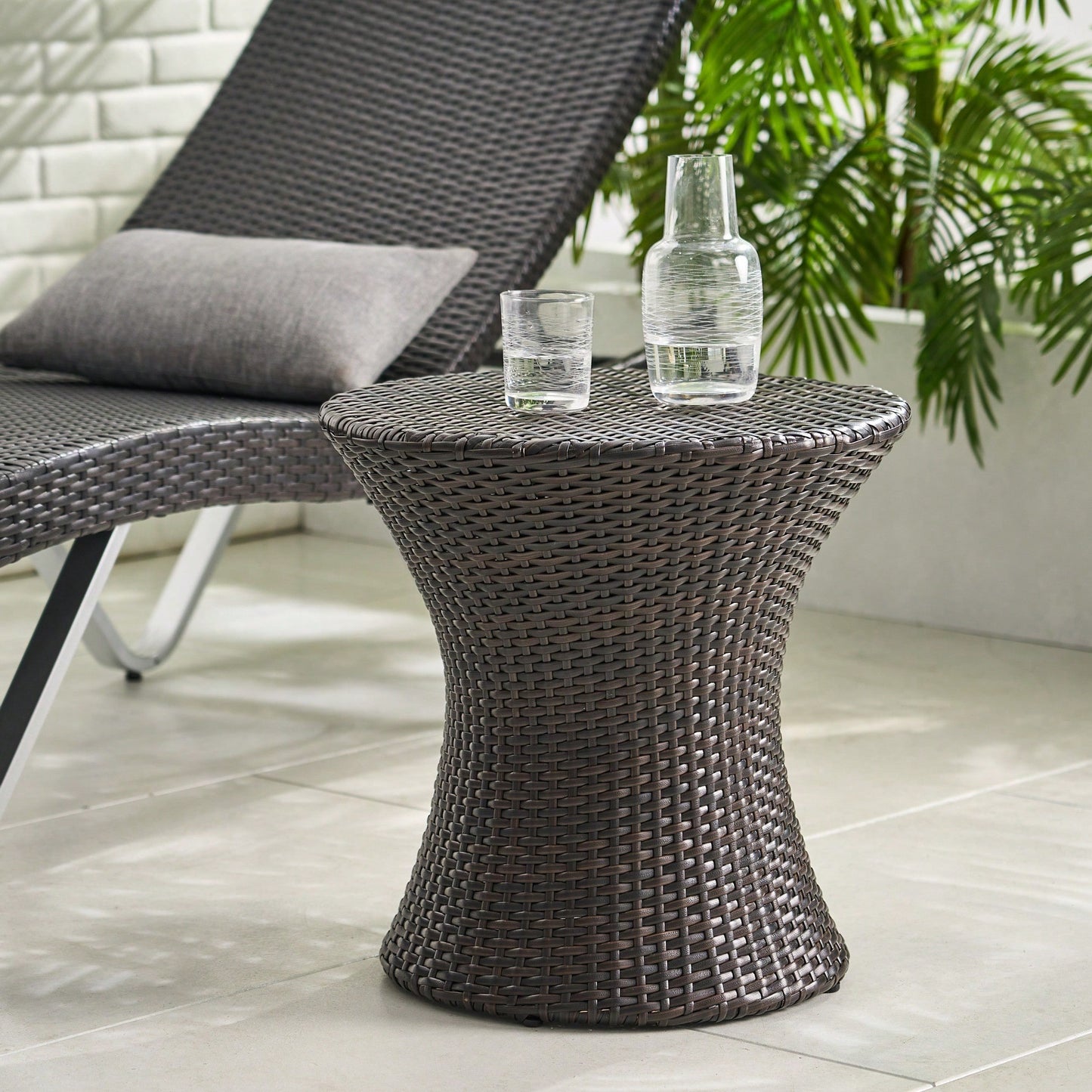 Elegant Hourglass Table Base For Modern Home Decor - Stunning Accent Piece For Any Room