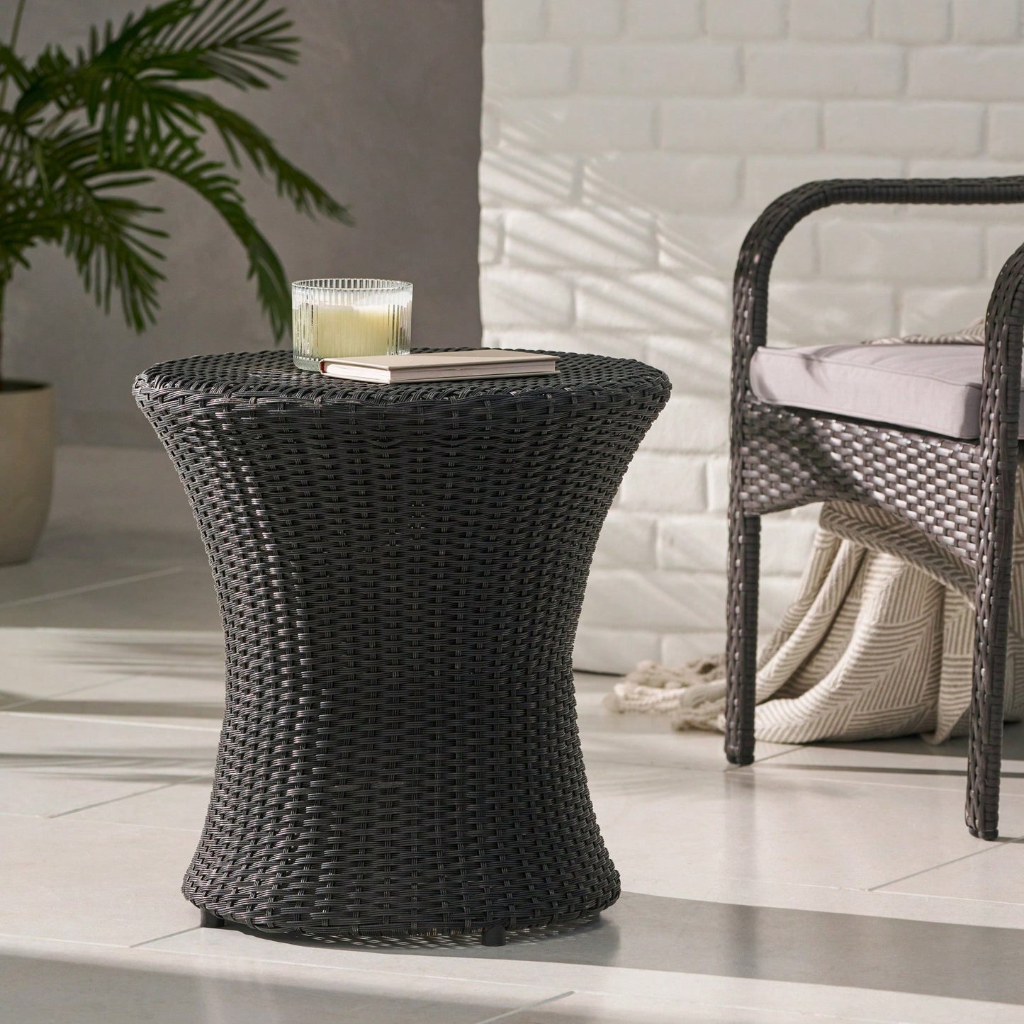 Elegant Hourglass Table Base For Modern Home Decor - Stunning Accent Piece For Any Room