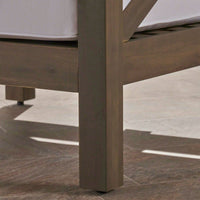 Elegant Modern Club Chair For Stylish Living Spaces