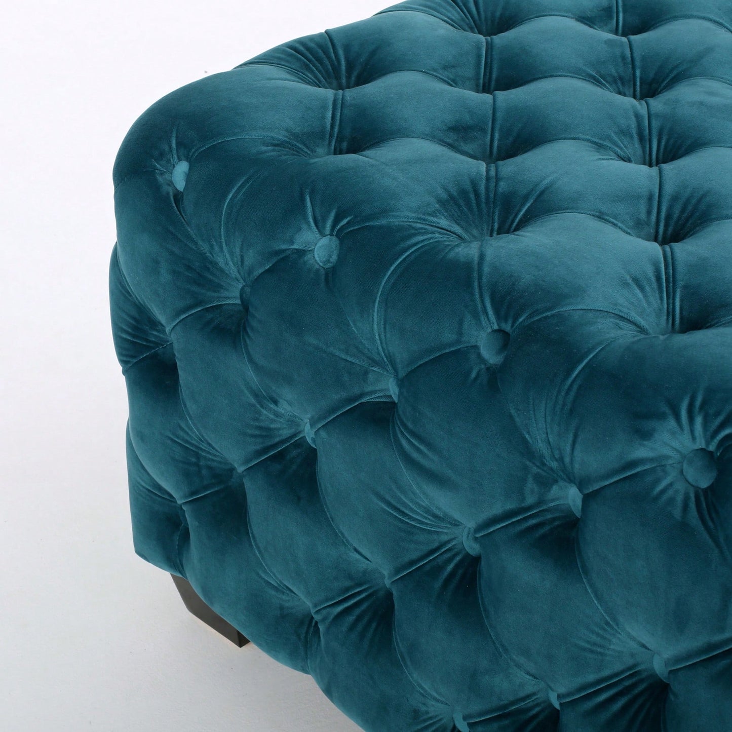 Stylish Modern  Ottoman For Living Room, Bedroom, Or Office - Versatile Footrest And Seat With Soft Velvet Fabric