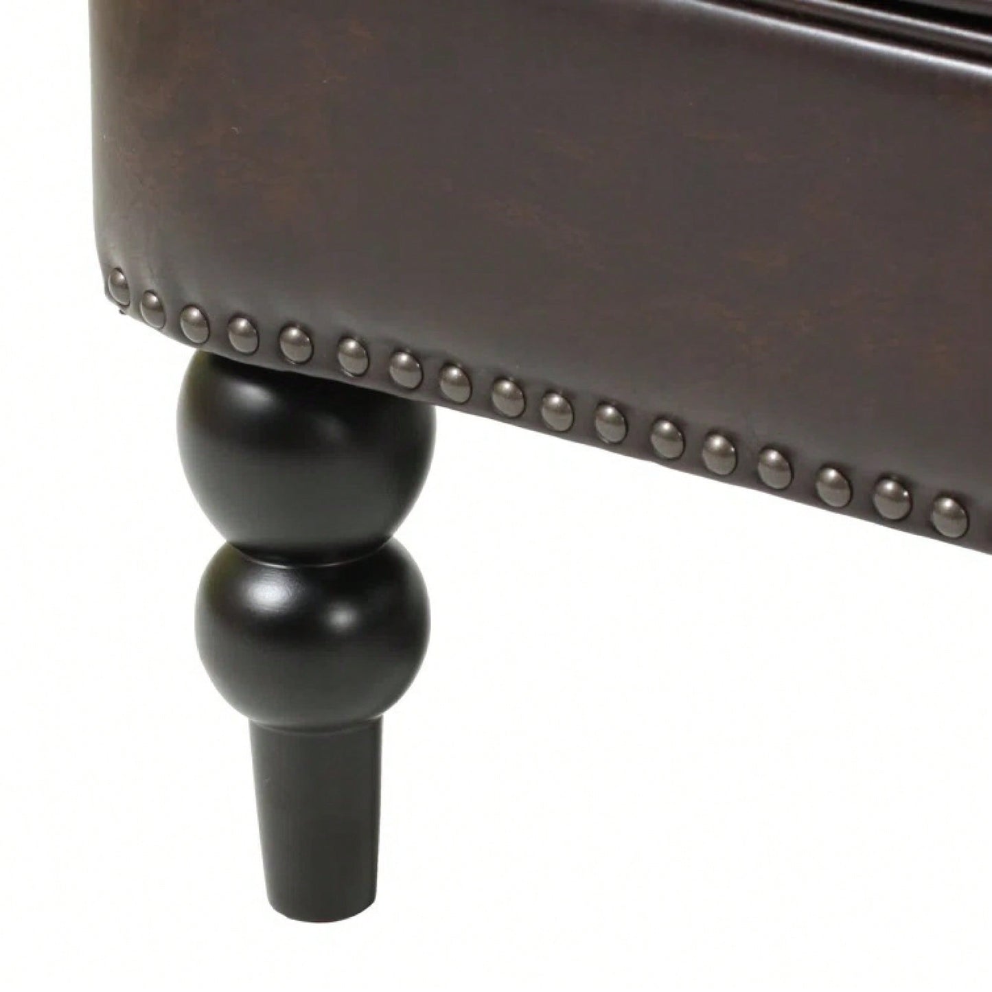 Elegant Tufted Club Chair For Cozy Living Spaces – Stylish Fabric Upholstery And Comfort Design