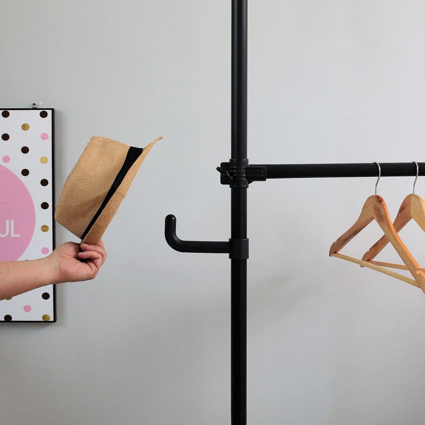 Heavy Duty Adjustable Telescopic Garment Rack 31-47in Wide Supports 120kg Includes Reach Hook Sleek Black Finish