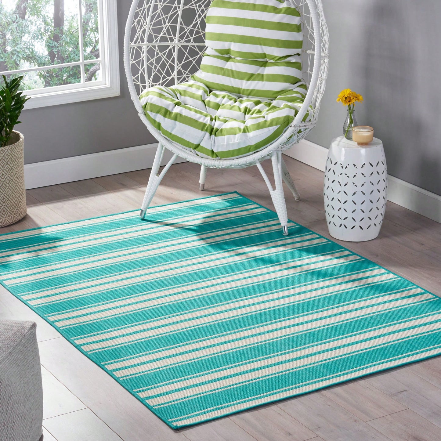 5x7 Feet Area Rug In Elegant Design Perfect For Living Room Or Bedroom Décor