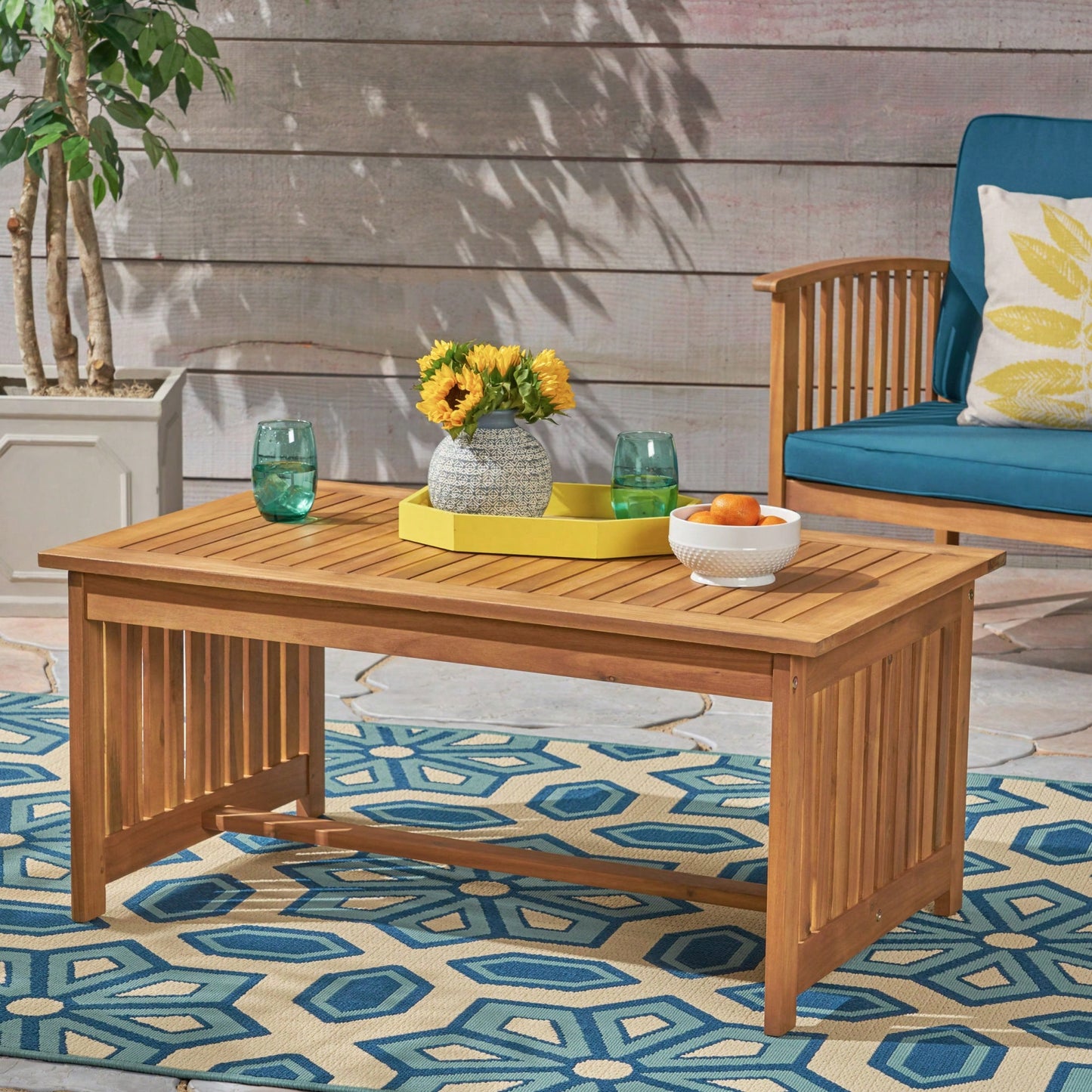 Elegant Modern Coffee Table With Natural Wood Finish And Stylish Design