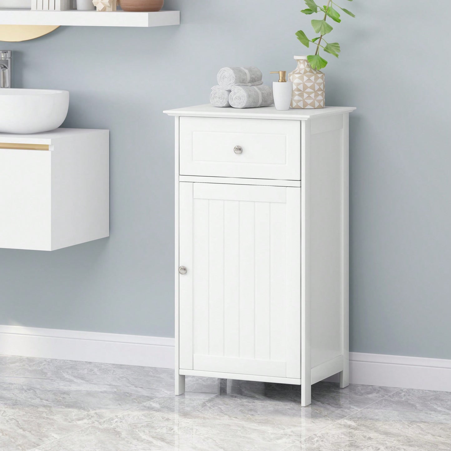 Stylish Wall-Mounted Bathroom Cabinet With Ample Storage Space And Elegant Design