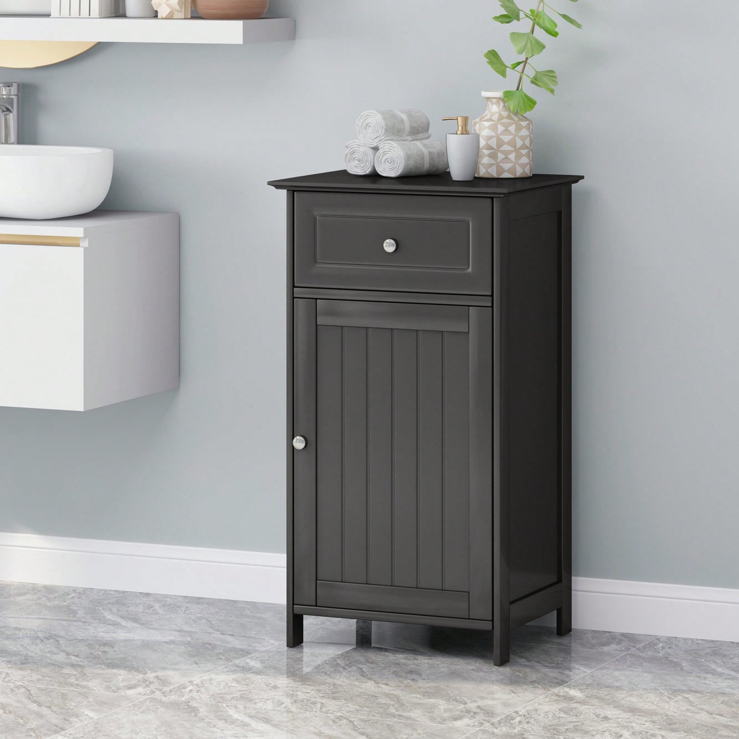 Stylish Wall-Mounted Bathroom Cabinet With Ample Storage Space And Elegant Design