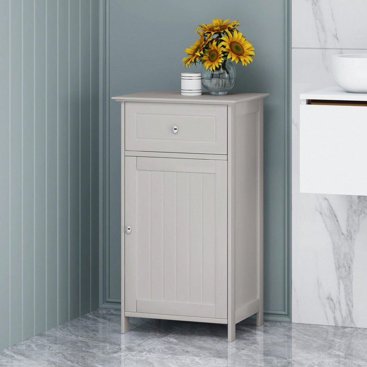 Stylish Wall-Mounted Bathroom Cabinet With Ample Storage Space And Elegant Design