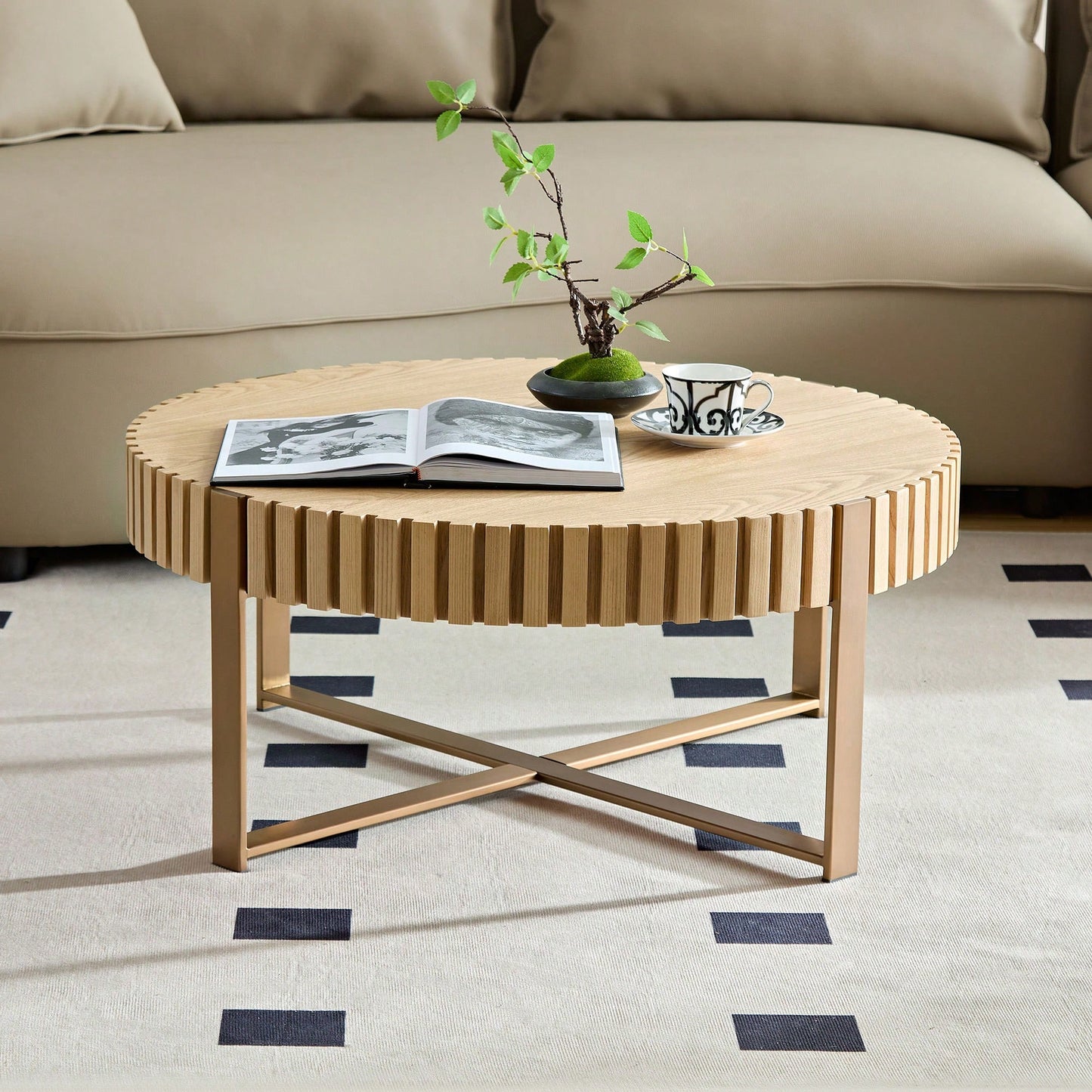 Round 31.5 Inch Modern Drum Coffee Table For Living Room With Sturdy Pedestal In Black