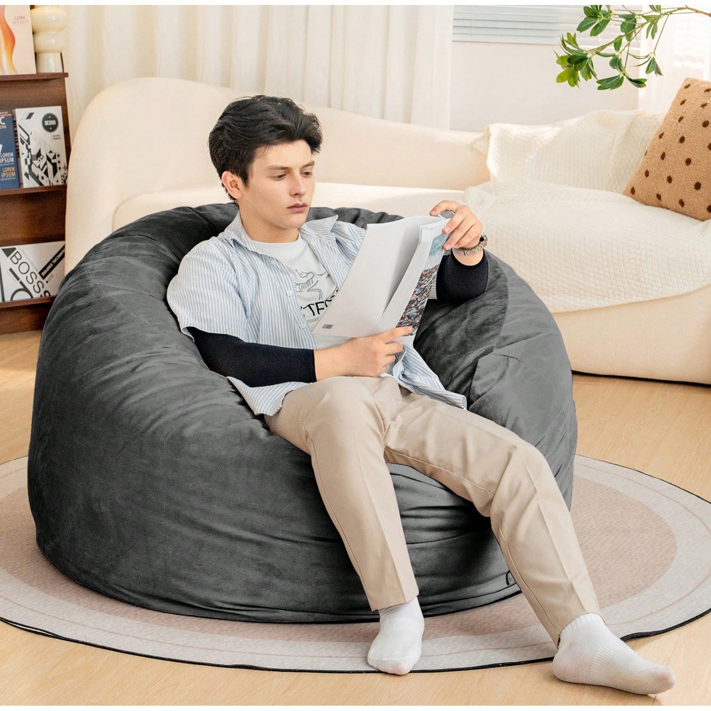 Luxurious 4-Foot Velvet Bean Bag Chair with Soft Fur and Memory Foam for Adults Plush Lazy Sofa with Removable Fluffy Sponge