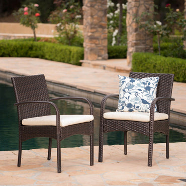 Stylish Wicker Dining Chair With Comfortable Cushion For Modern Outdoor And Indoor Spaces