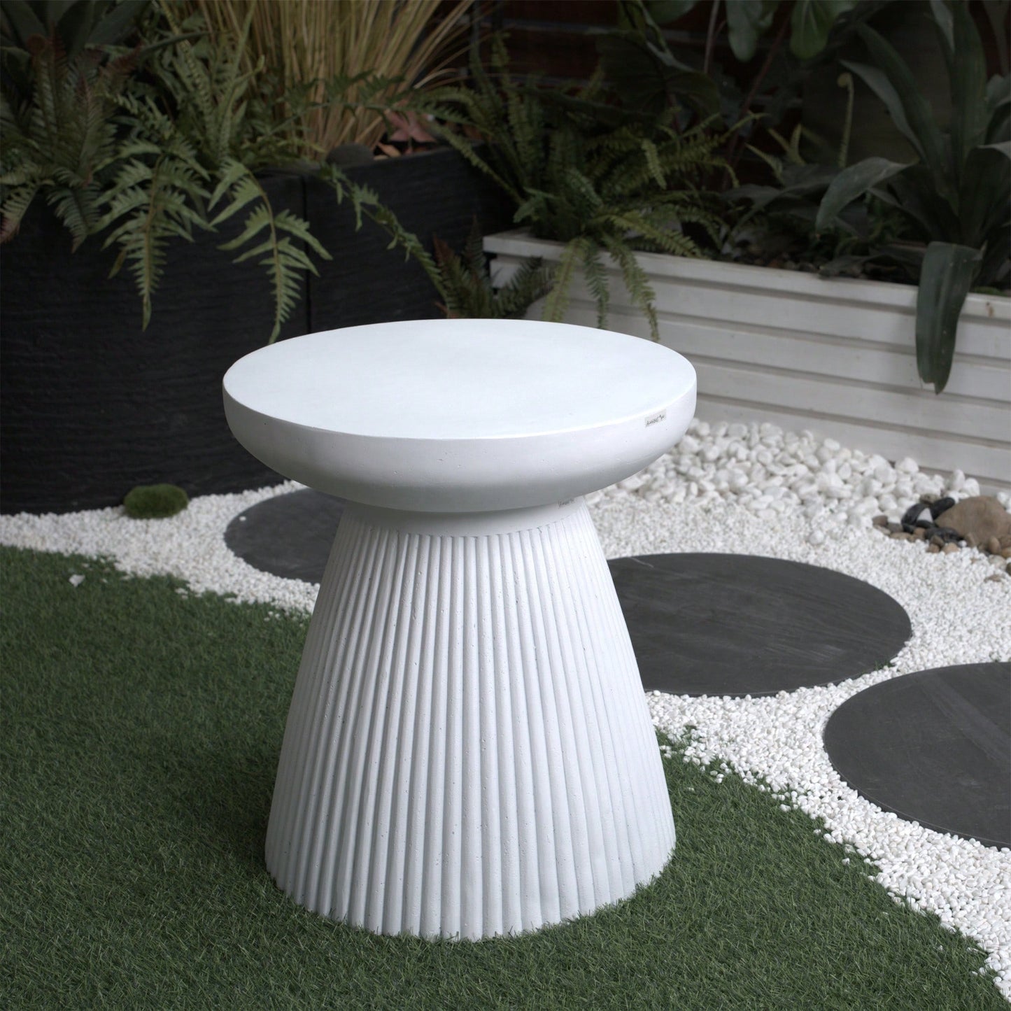 Modern Heavy Duty Faux Terrazzo Accent Table 18.1 H Sturdy Indoor Outdoor Decorative Garden End Table Plant Side Table