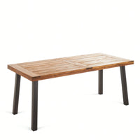 Elegant Modern Dining Table For Stylish Home Interiors