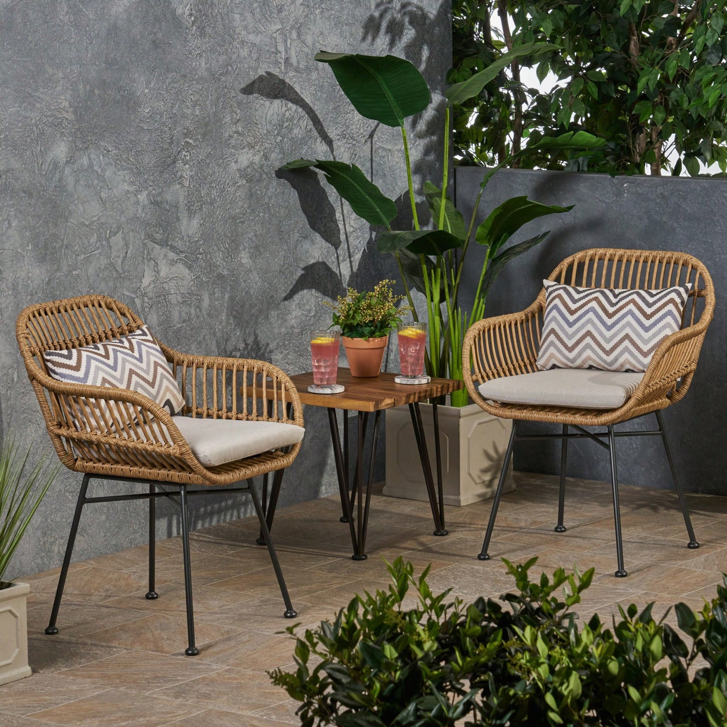 Elegant Modern Dining Chairs For Home And Office Use