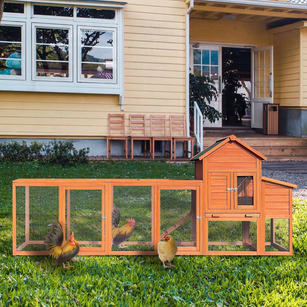 Spacious Outdoor Wooden Chicken Coop With Nesting Box And Wire Fence Poultry Cage For Hens